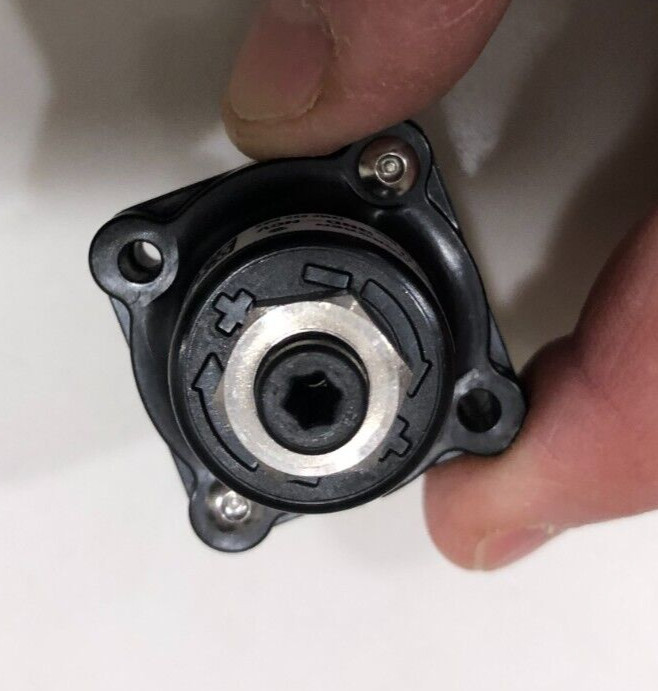 IMI Norgren RM1L-NND-NCV Low Flow Miniature Precision Cartridge Regulator