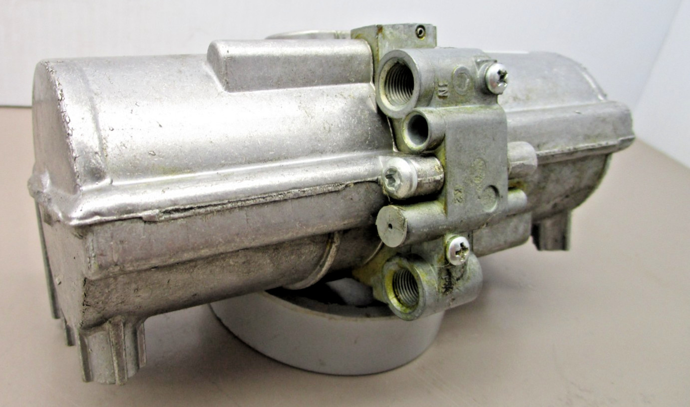 Sprague HP200 A20/13002/2 Pneumatic windshield Wiper Motor with GS901-8 Arm