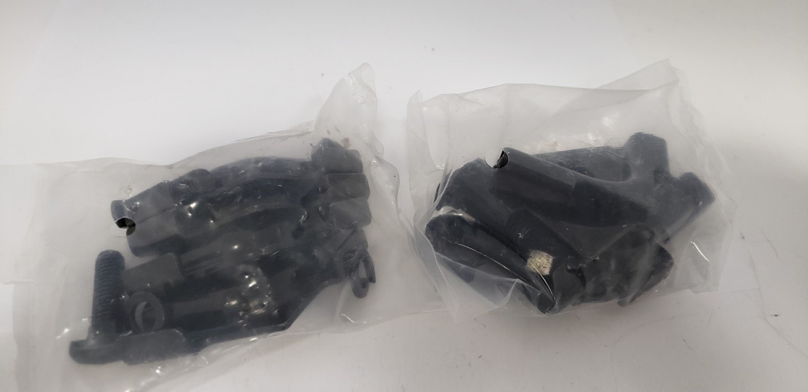 CHATSWORTH PRODUCTS 11302-701 JUNCTION KIT, 1-1/2″ STRINGER (LOT OF 2) NIB