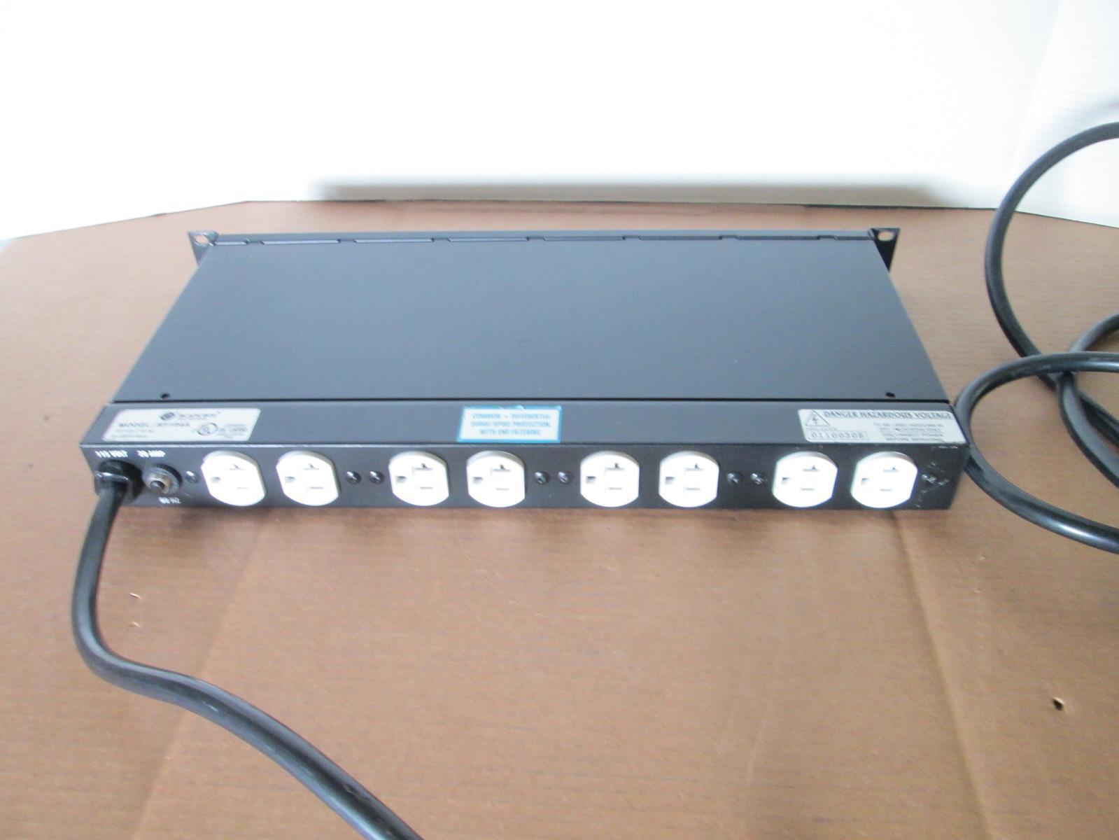 BLACK BOX SP194A 20A 8-Outlet Rackmount Power Center
