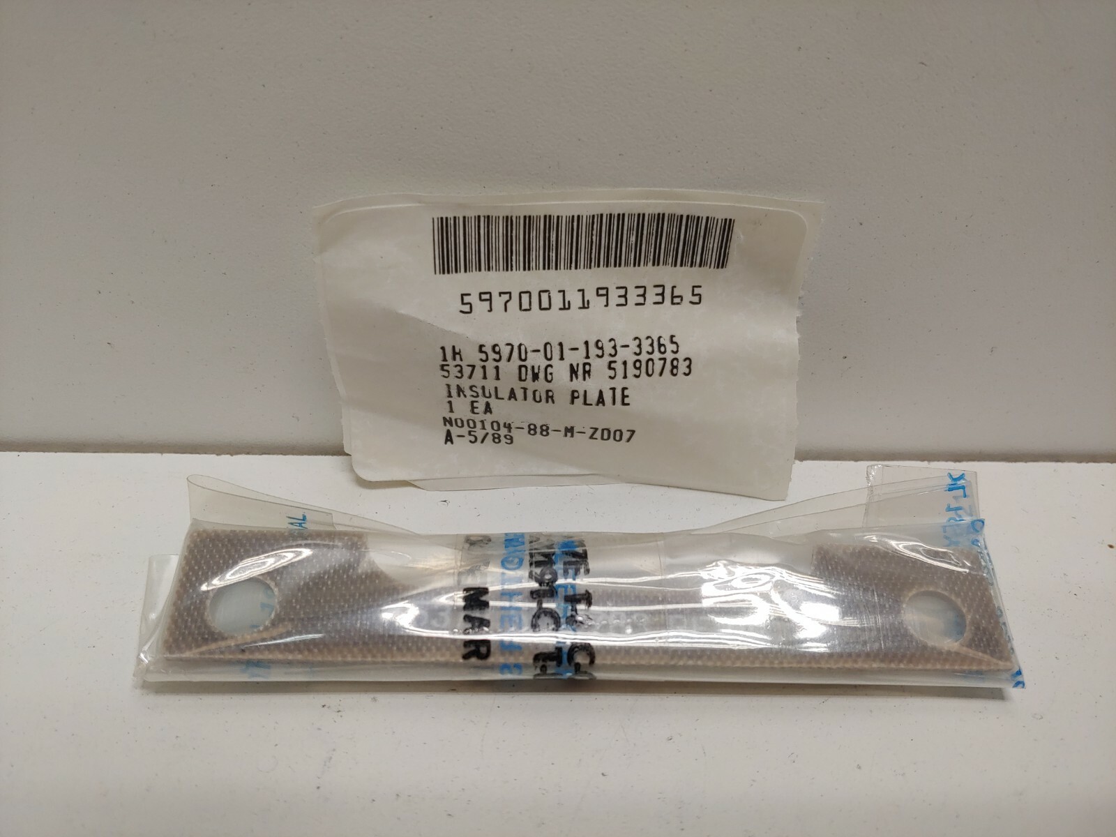 NEW! MIL-SPEC NSSC INSULATOR PLATE 5970-01-193-3365 53711-5190783 5190783