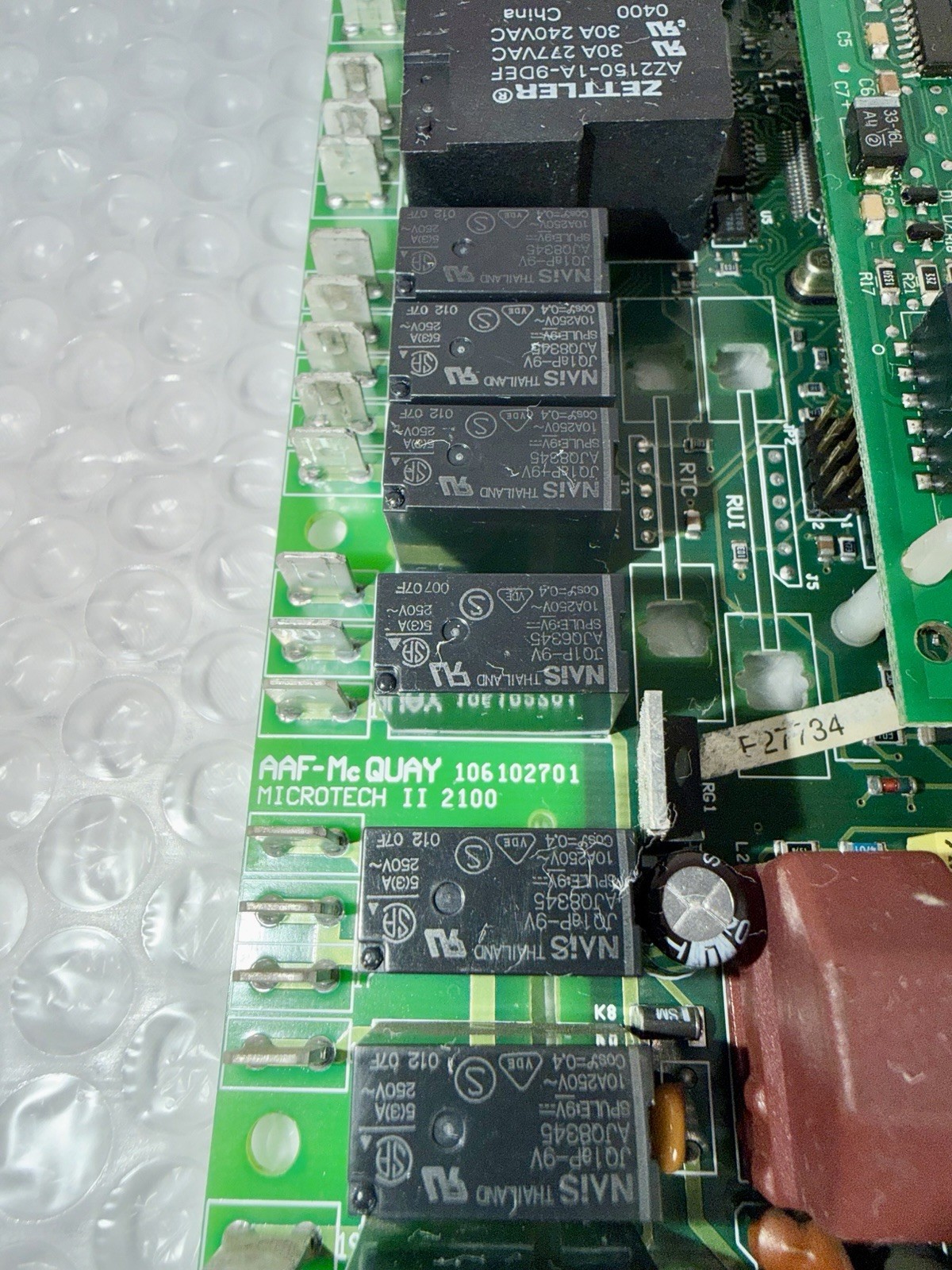 AAF MCQUAY 106102701 25-89127-0 HVAC CONTROL BOARD