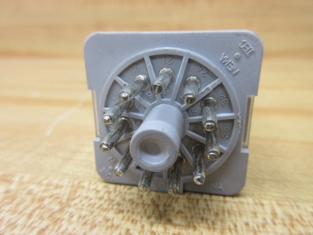 Magnecraft 750XCXM4L-110/125 VDC Relay 750XCXM4L110125VDC