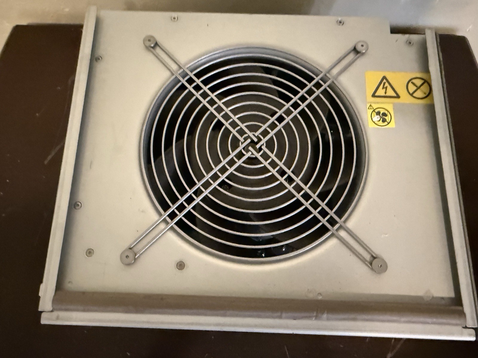 EBMPAPST Fan K3G200-AC56-12 200-240V 4.3A 850W for For IBM BladeCenter H 68Y8331