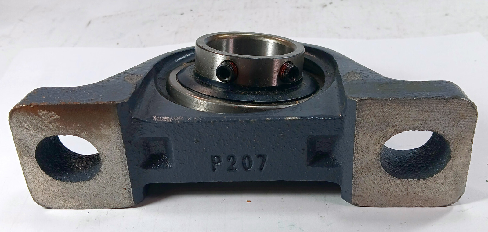 1 NEW PEER P207 2 BOLT PILLOW BLOCK MOUNT W/ UC207-23 BEARING NNB **MAKE OFFER**