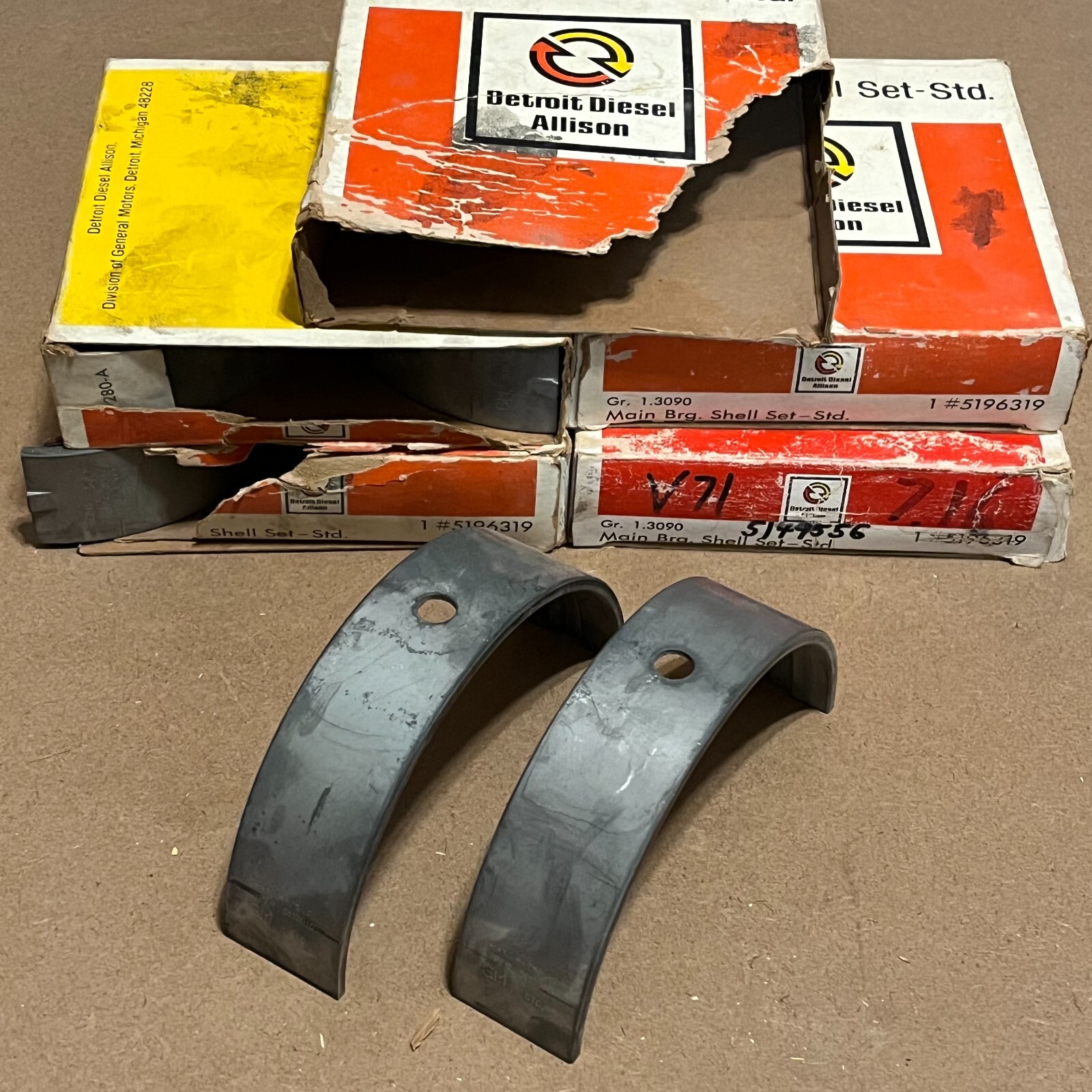 NOS OEM Detroit Diesel 5196319 MAIN BEARING SHELL 5 SETS NIB 5149556 5125240
