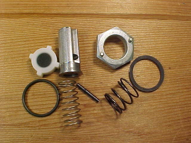 NOS Parker Skinner Valve 7KT06 Parts Repair Kit New