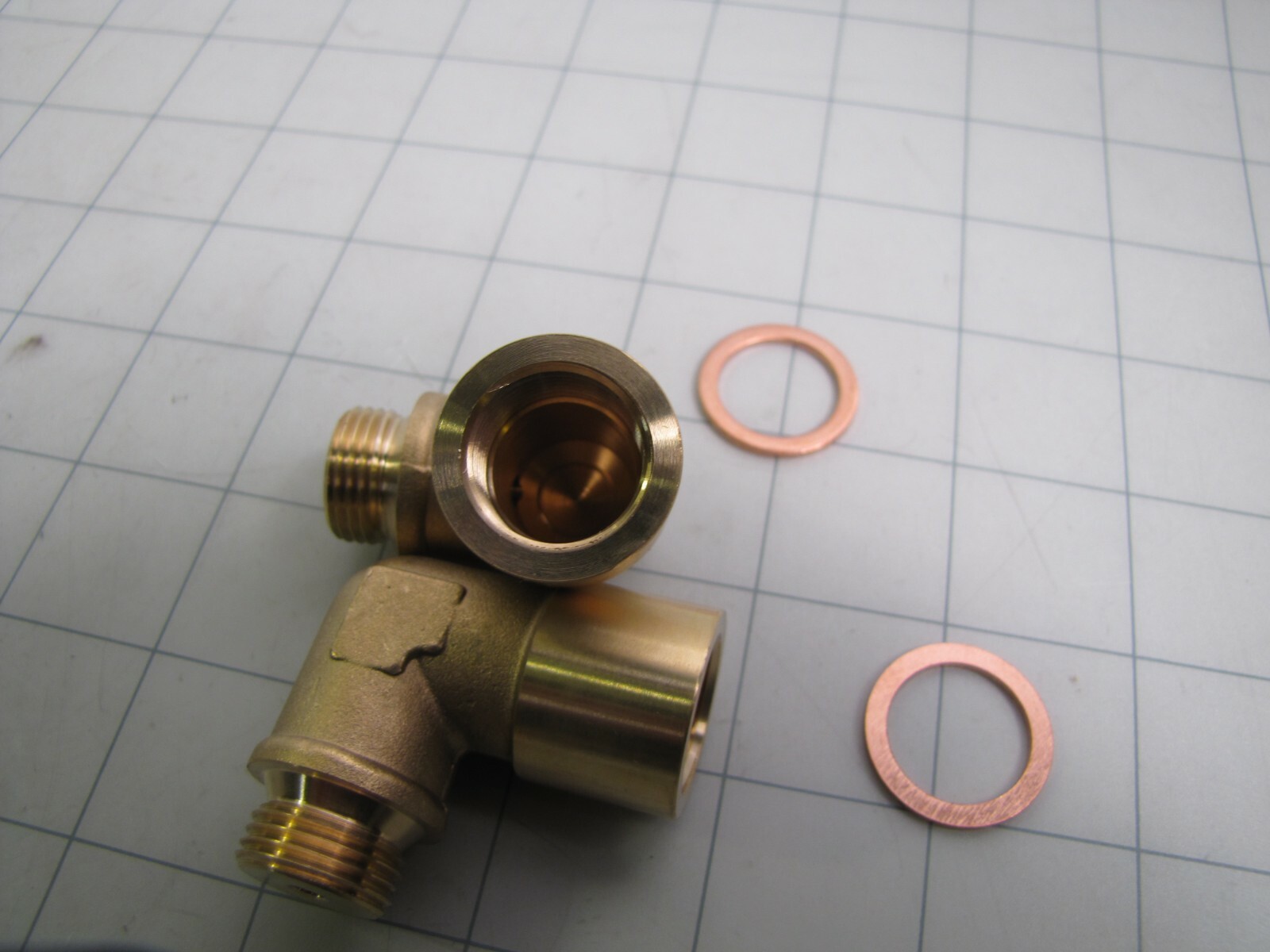 2-pack 90° Brass Flow Control Elbow 1/2″ w/ Copper Crush Washer 104066 NEW