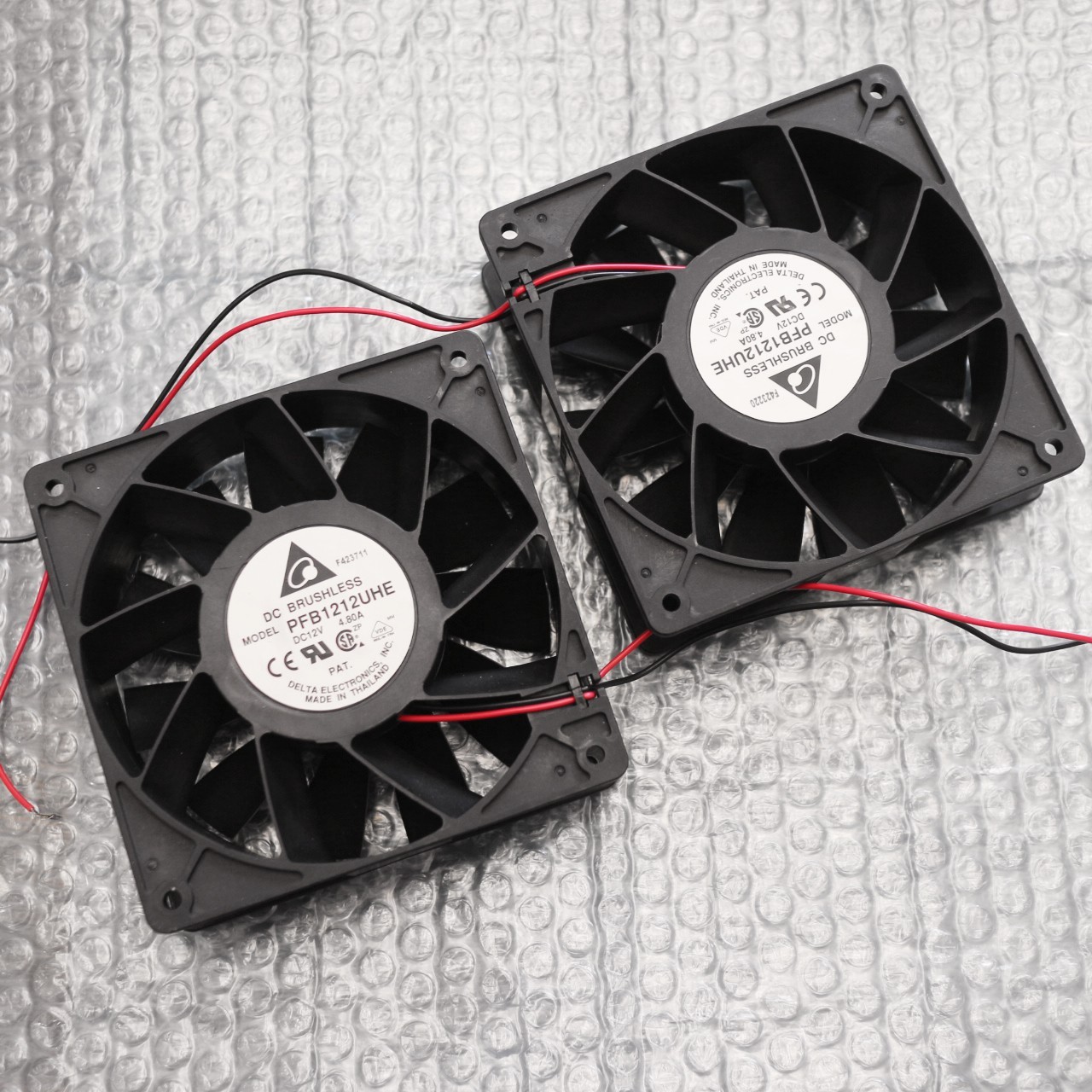 USED (2X) Delta PFB1212UHE Ultra High Speed Fan 120x120x38mm 2 wires 5500 RPM