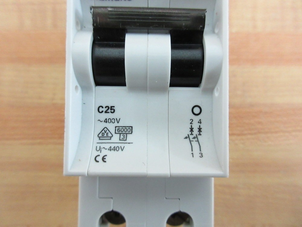 Siemens 5SX22 C25 Circuit Breaker 2-Pole 5SX22C25