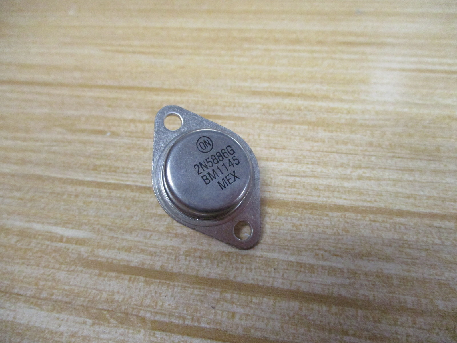 Onsemi 2N5886G Bipolar Transistor (Pack of 3)