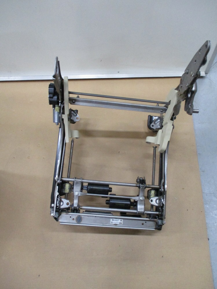 Nissan 87400-ZQ10B Seat Adjuster 87400ZQ10B