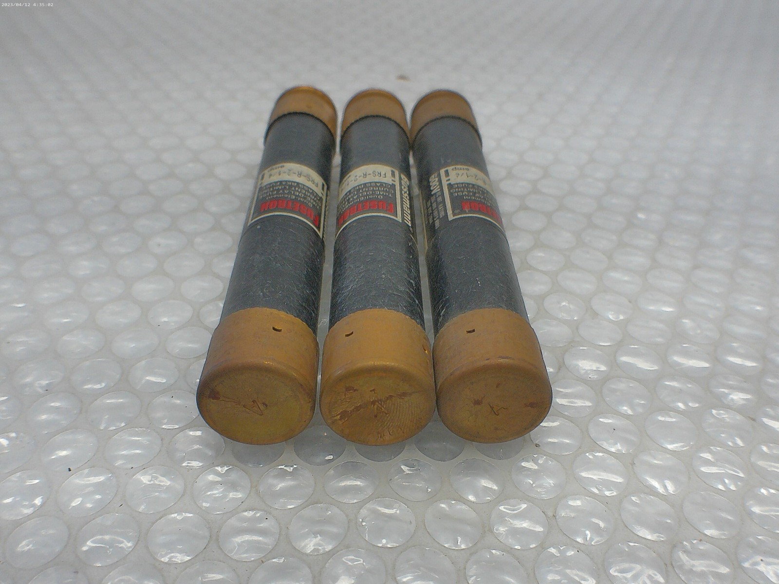 FUSETRON FRS-R-2-1/4 FUSE BLACK LOT OF 3 NSNP