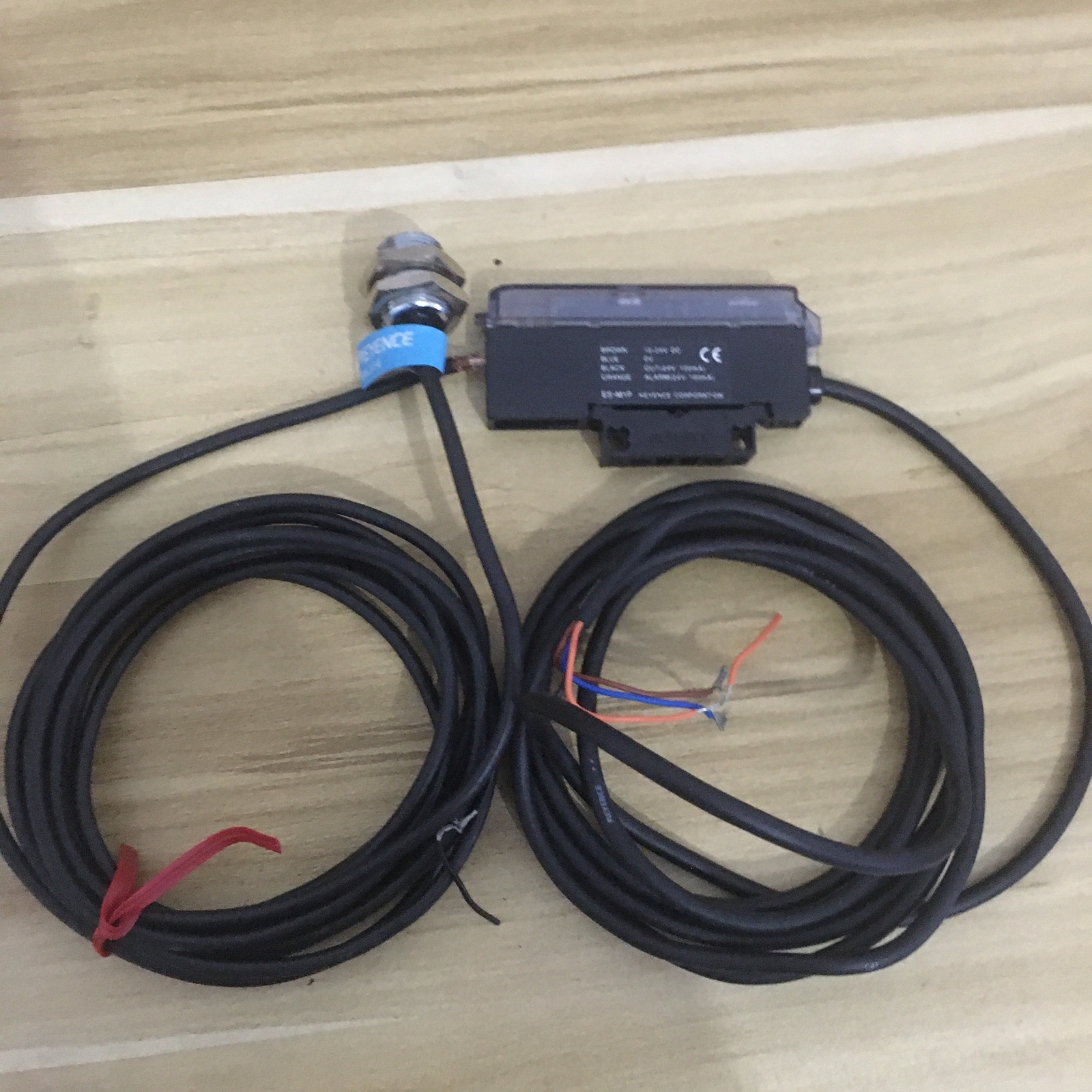 one KEYENCE EH-114 ES-M1P Accept counteroffer