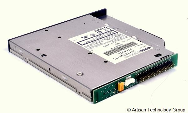 TEAC DW-224E-A93 CD ROM Drive