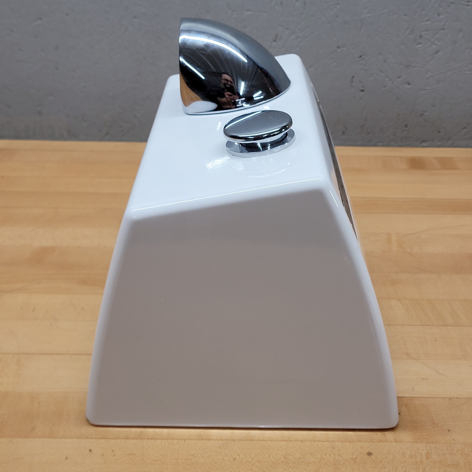 ASI MT1O Hand Dryer, Surface Mount,110-120V, Push Button – USED