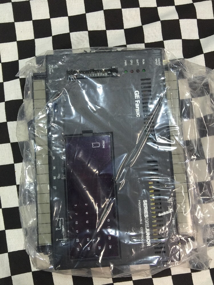 GE Fanuc DC Srce In/relay Out 115V/230V, IC609SJR121B, Shipsameday #1167B