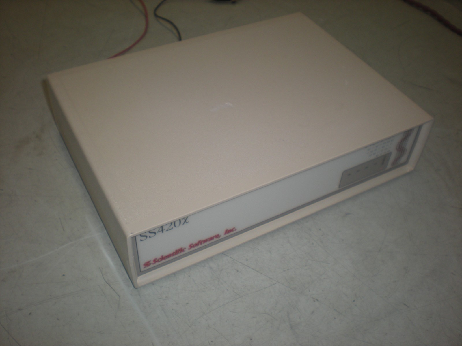 Scientific Software SS420X Analog to Digital Interface Box – Powers Up as Shown