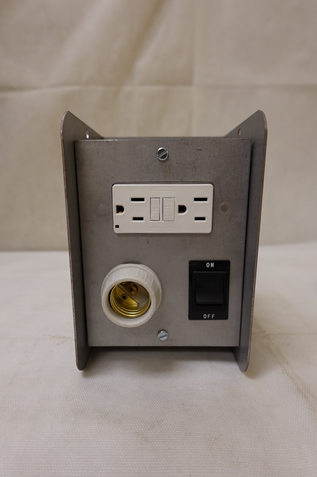 Otis Elevator – Elevator Under Car Inspection Station w/ GFCI Outlet 120VAC A914