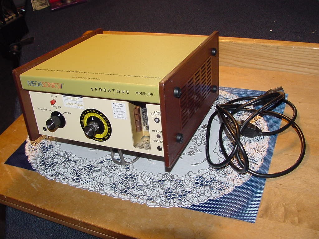 MedaSonics VersaTone Model D8, Clinical-Grade Doppler Ultrasound System, USED
