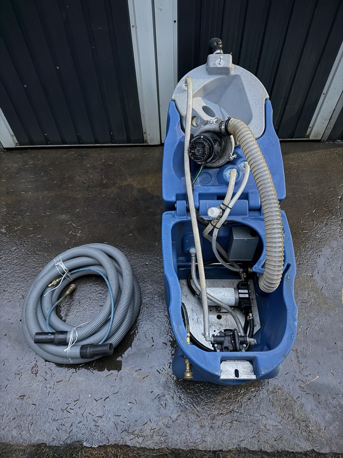 VersaClean 200 Water Portable Carpet Extraction Vacuum by Legend.