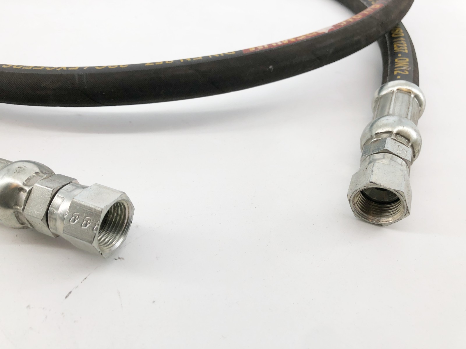 New Balflex DIN EN 857-2SC Hose SAE 100R16 DN12 1/2″ 4000psi 98″ L – No Box