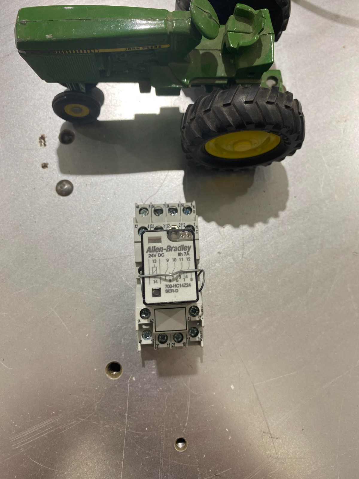 Allen Bradley 700-HN103 Series C Relay Base