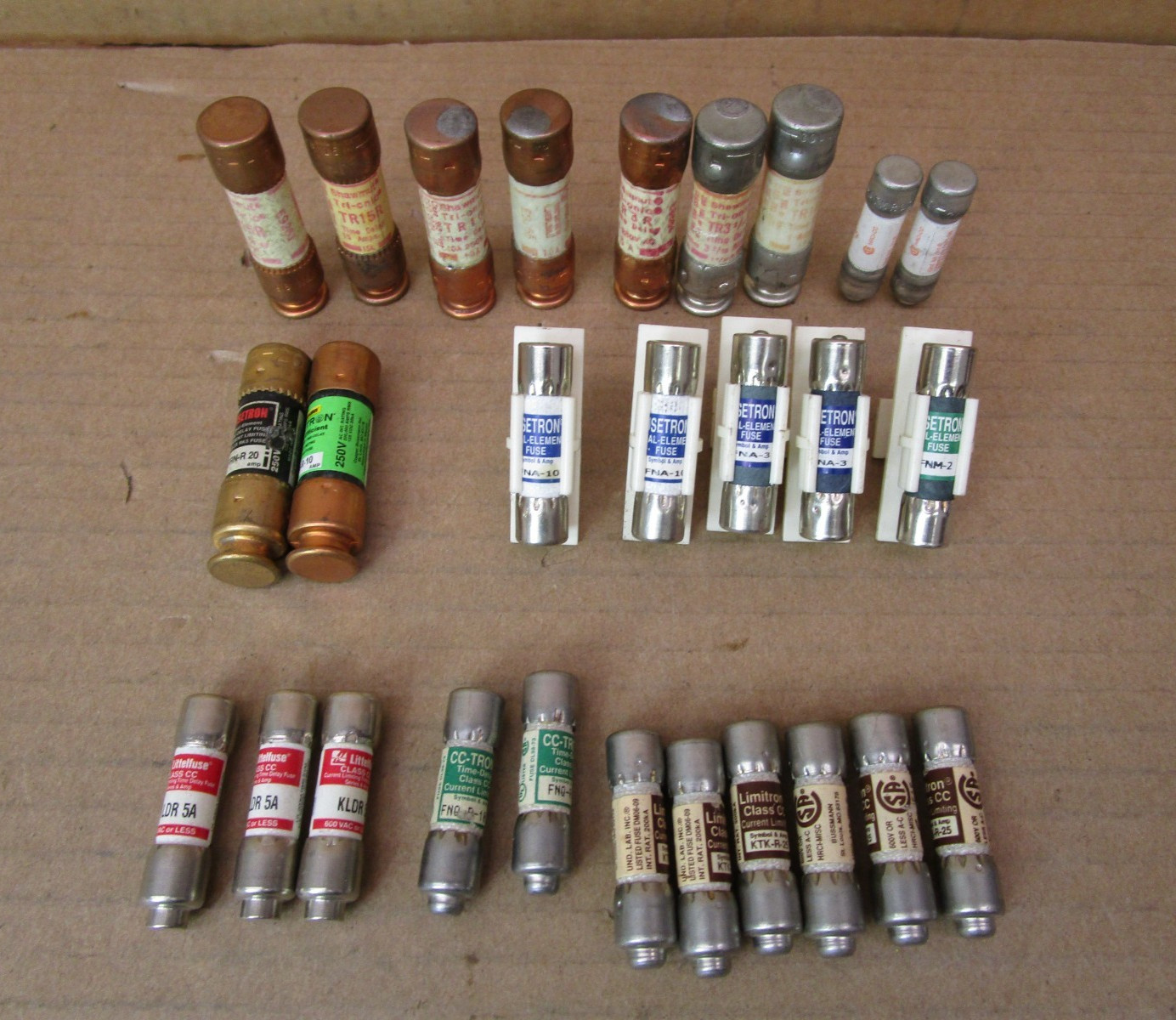 Mixed Lot of 27 Pieces Cooper Bussmann FRN-R 20A/10A FNA-10/3/2 KTK-R-25 52029HM