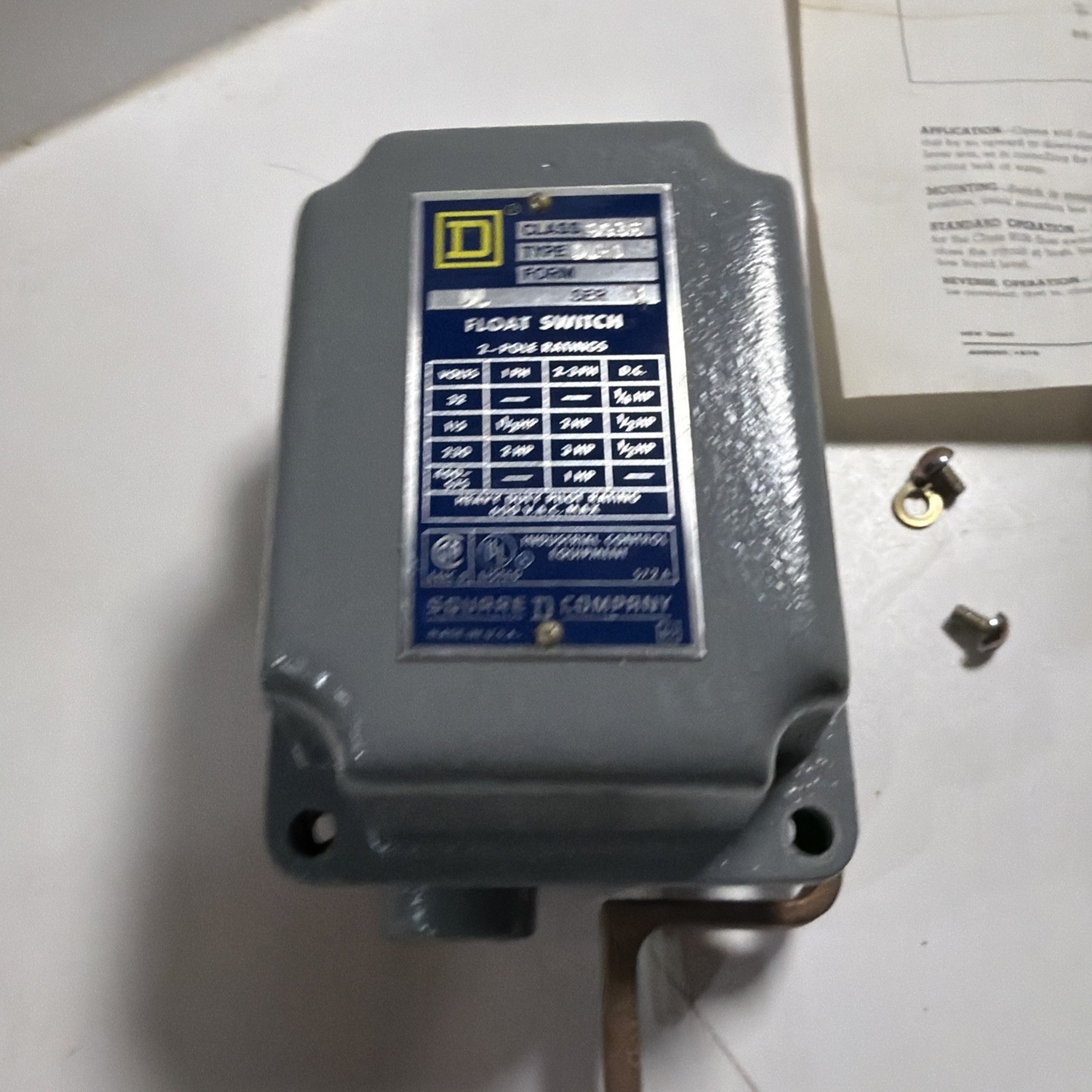 Square-D Company 9036 DW-1, 2-Pole 600V Float Switch