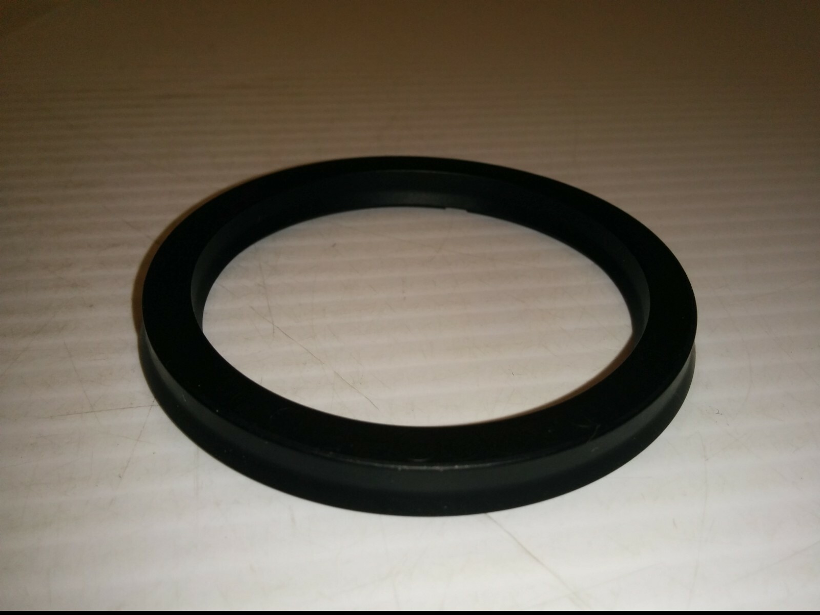 ALLWORLD MACHINERY GPY-75 PISTON SEAL, 75mm x 62mm x 7.7mm, NIB