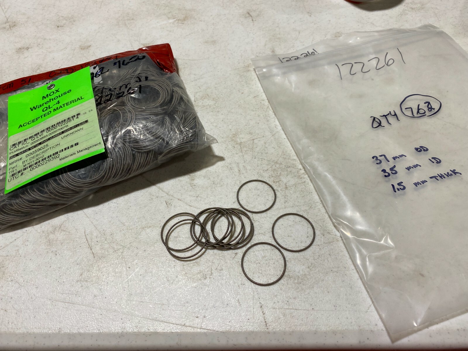 Lot of 762 Flexible Metal O-Ring Seals 37mm OD x 35mm ID x 1.5mm Thick, NOS