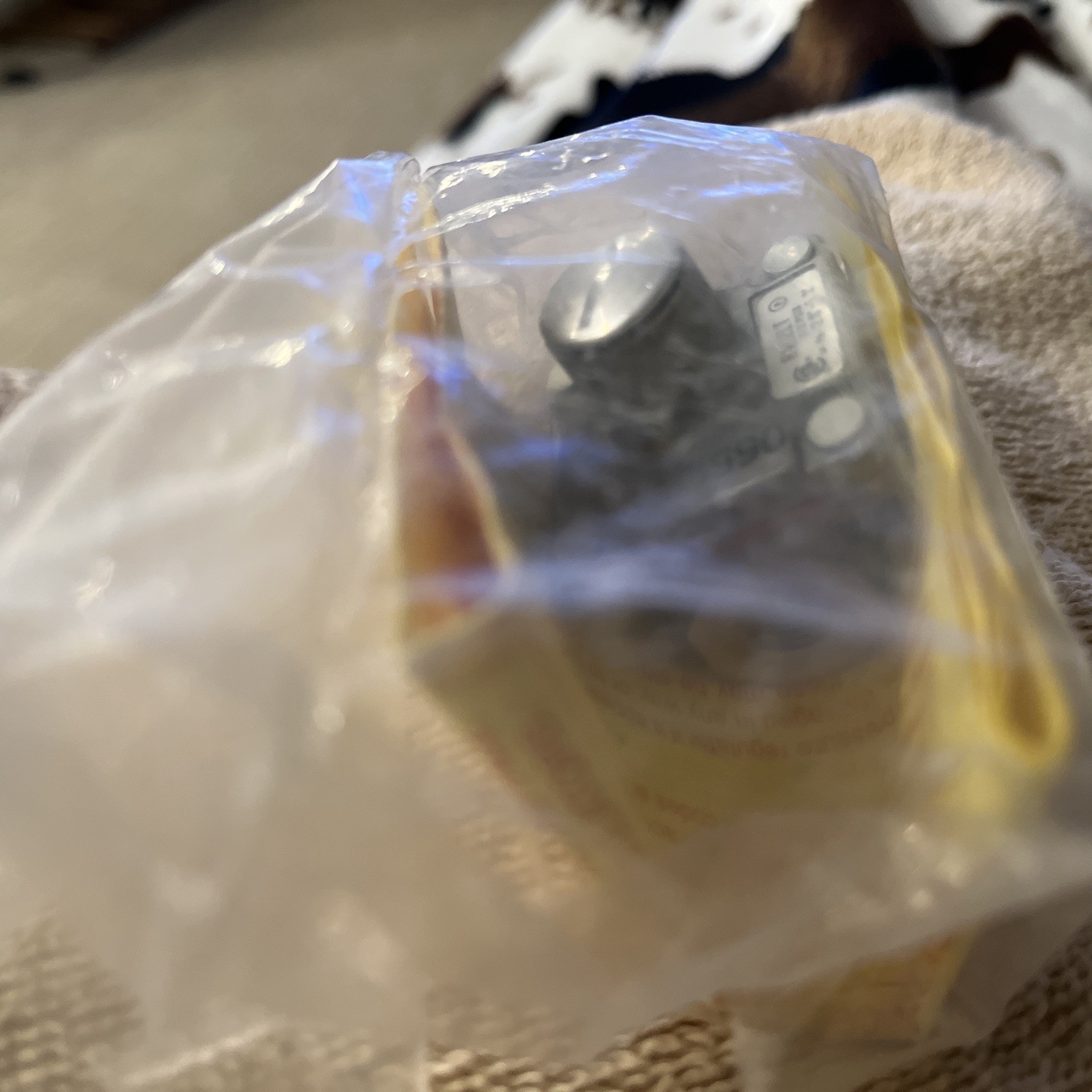 maxitrol rv12lt nos 1/8 inch