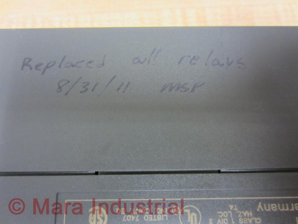 Siemens 6ES7 322-1HH00-0AA0 Output Module 6ES73221HH000AA0