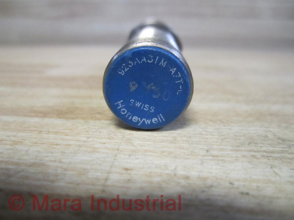 Honeywell 923AA3IM-A7T-L Proximity Switch 923AA31MA7TL W//O Washers