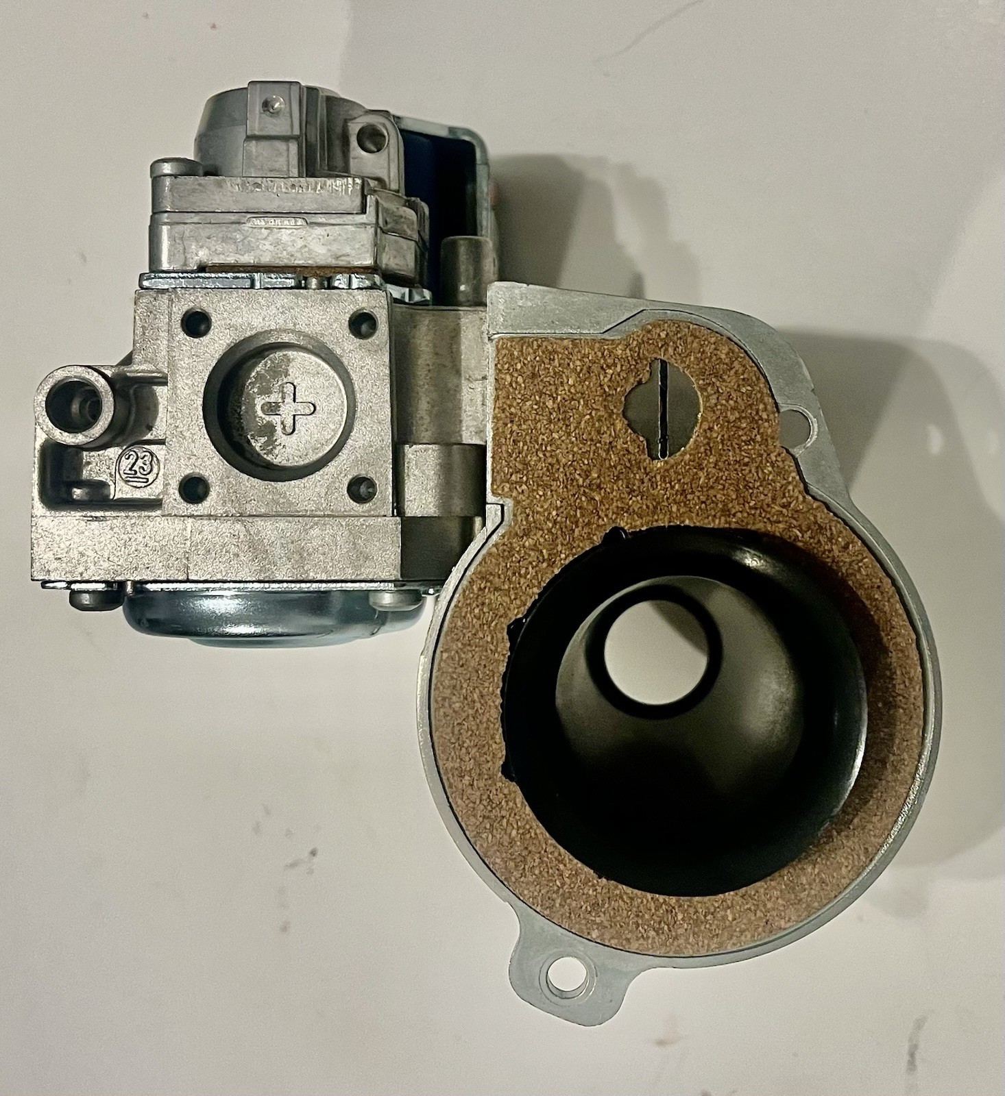 Lochinvar Knight WH 110 Boiler Replacement Gas Valve 100171946 Natural / Propane