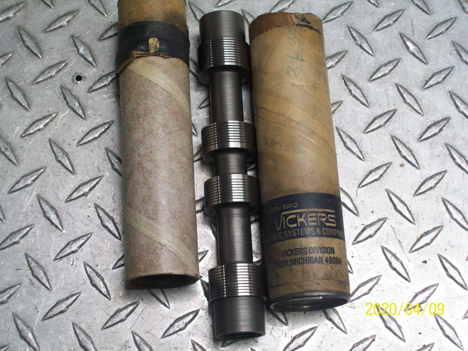 NEW VICKERS SPOOL