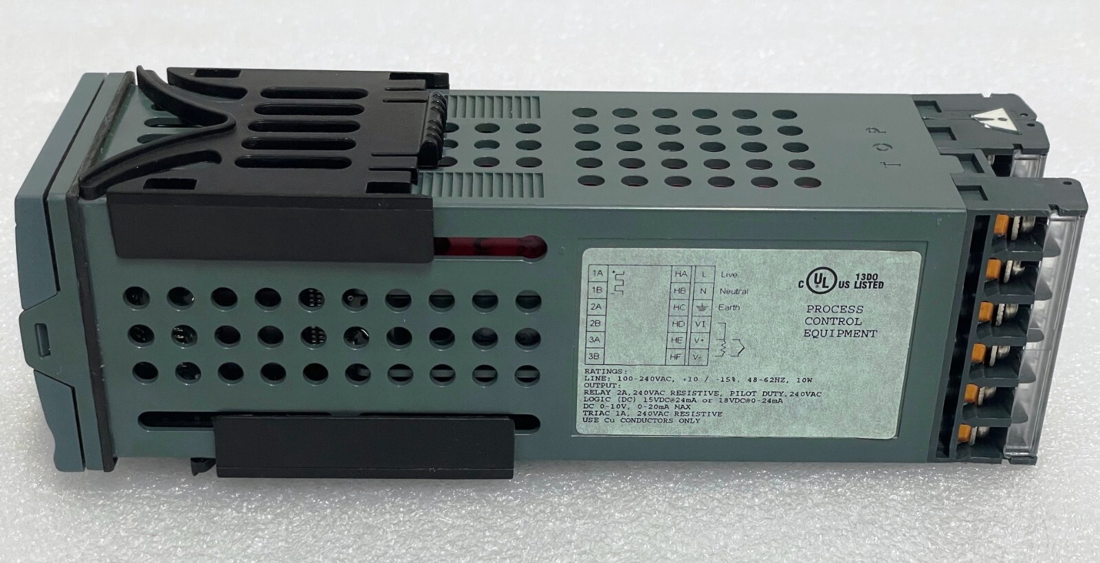 Eurotherm 2216e Temperature Controller 2216E/CC/VH/LH/XX/XX/2FM/ENG/XXXXX/XXXXXX