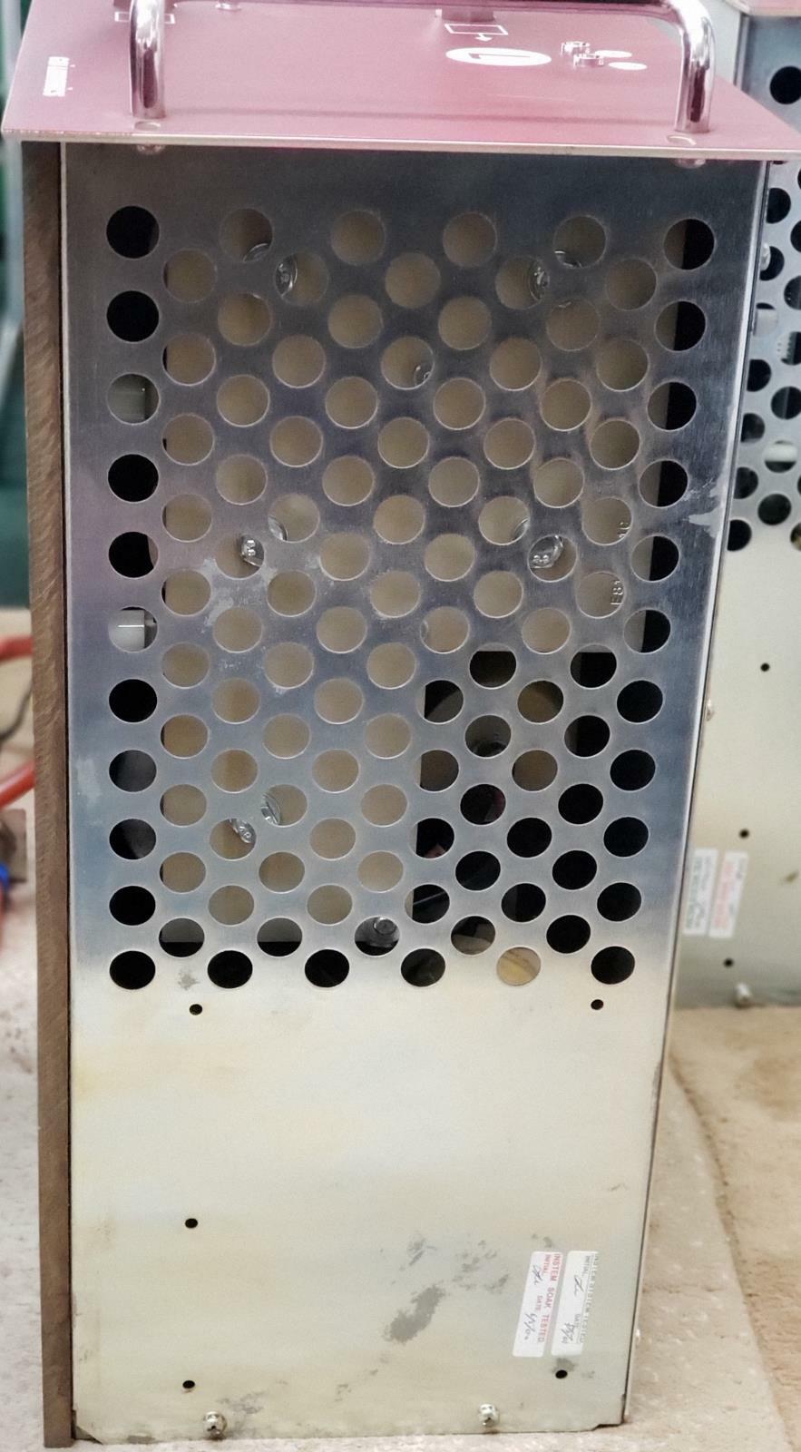 GSI LUMONICS COOLING UNIT MODEL # AM153 (C4)