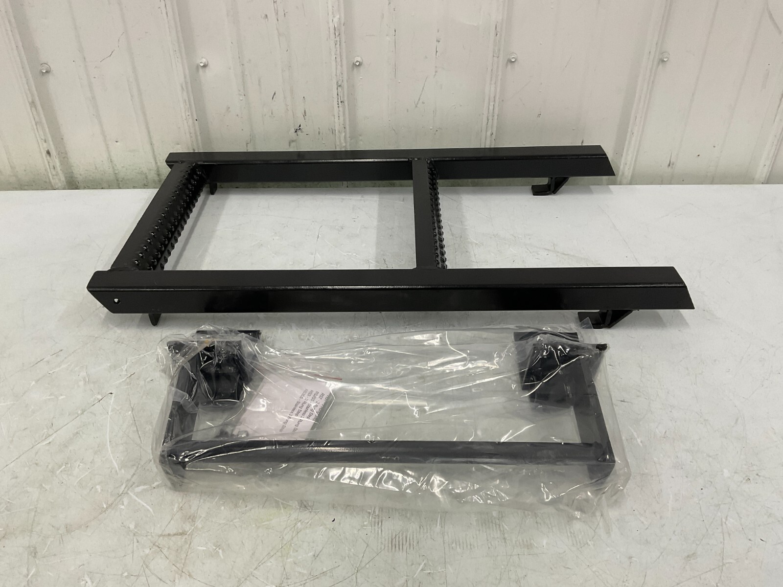 Buyers Products – Rs2 Black Powder Coated Steel Retractable Truck Steps