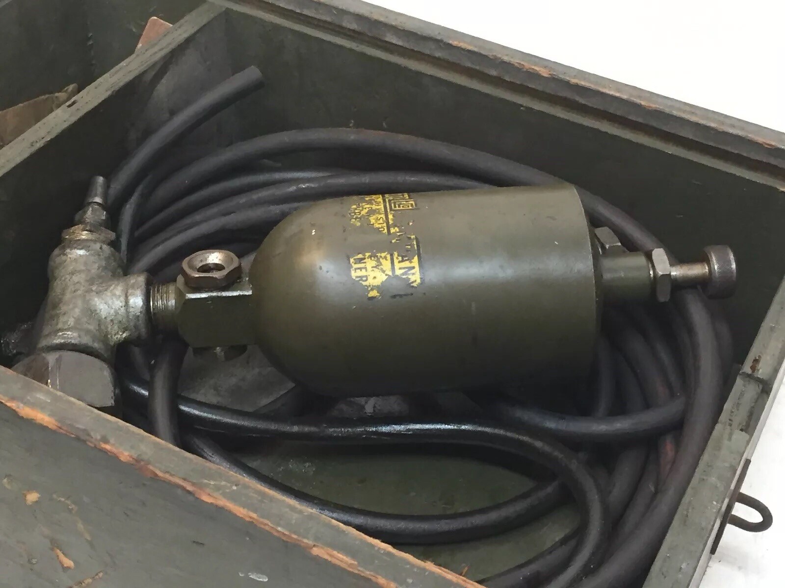 Vintage ELLIOTT MECHANICAL TUBE CLEANER With Wood Case -Industrial Era Rare Find