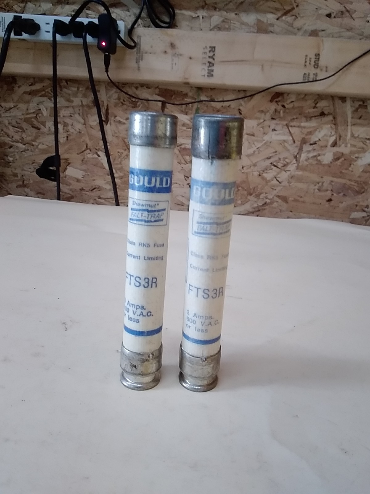 Gould FTS3R Shawmut Fuse Lot Of 2