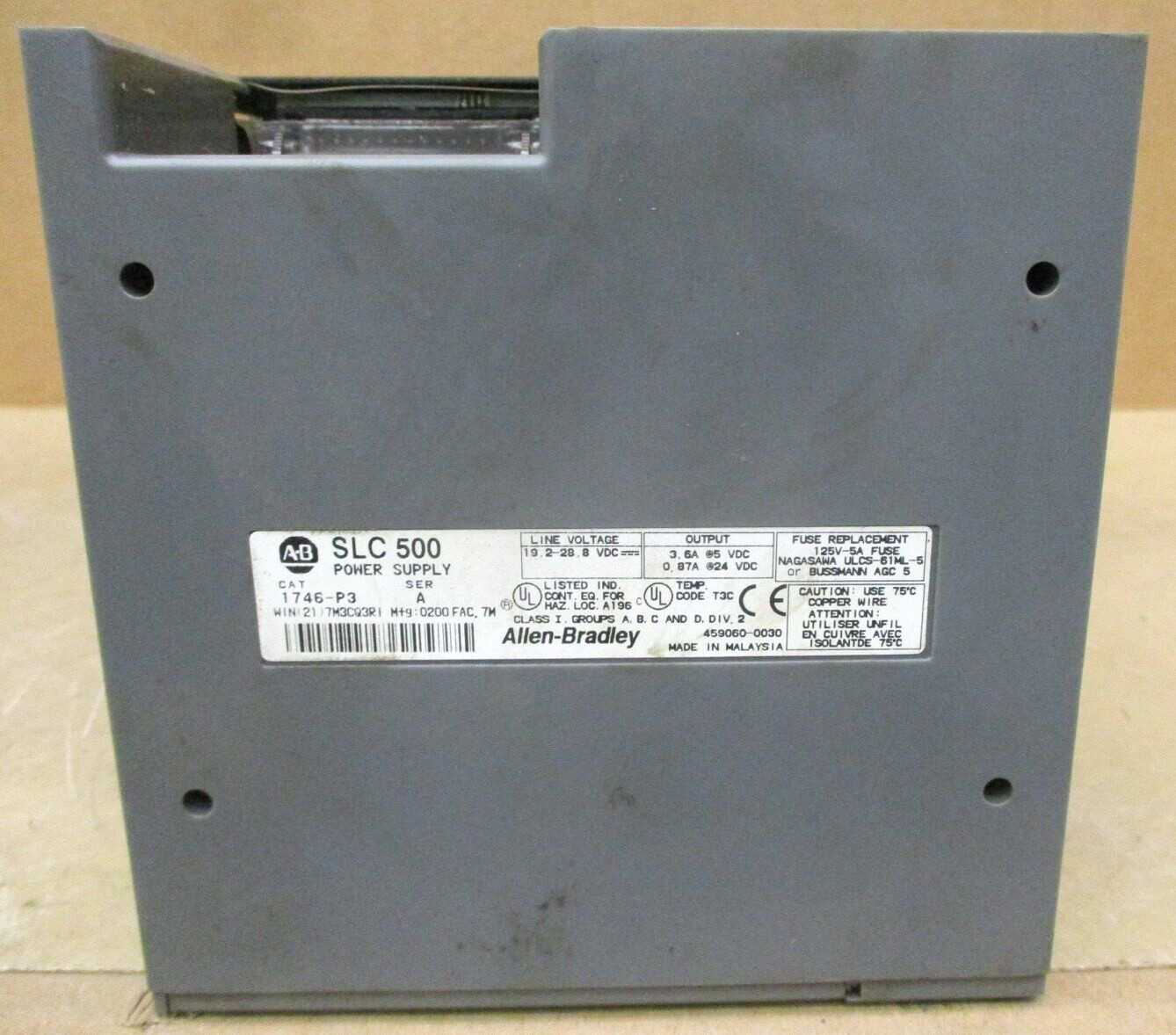 Allen-Bradley SLC 500 1746-P3 Ser A 1747-DCM 1747-SDN 1746-A13 48679GN