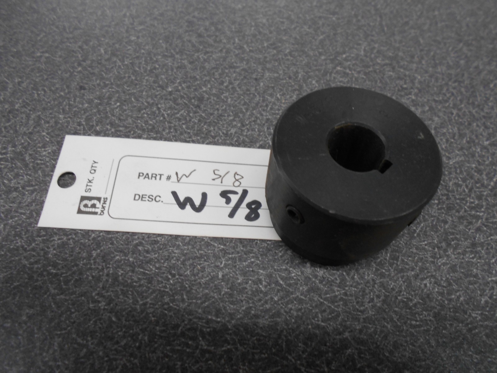 Weld-On Hub, Series W5/8. Round Bore. Burns/Tisco. NOS!