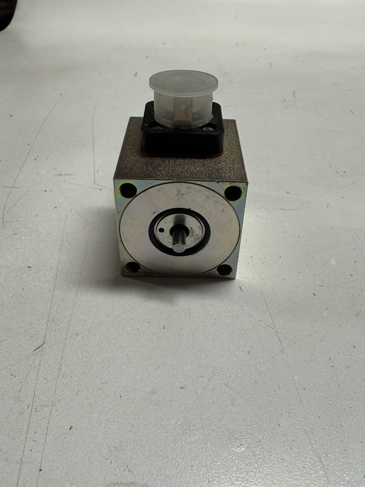 28 1101 045A 0024 Un=24V R20=21.7Ω IG=0.81A Hawe Magnetic Proportional Coil