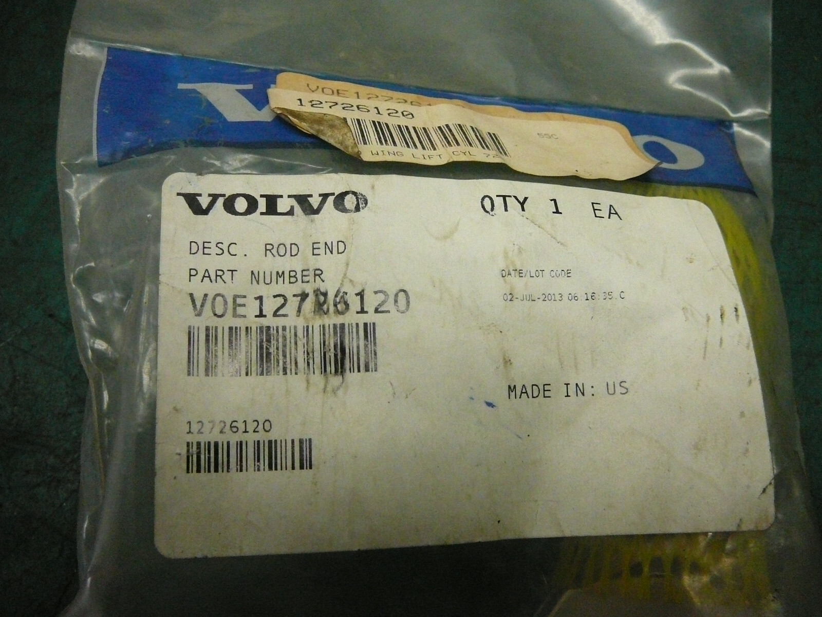 LOT OF 2 VOLVO CONSTRUCTION EQUIPMENT 12726120 ROD END WING LIFT CYL 728