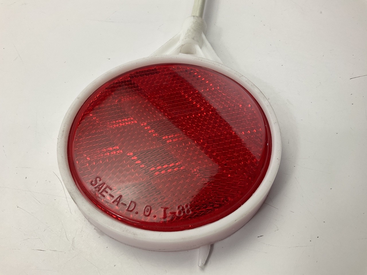 Hillman 840074 48″ Red Fiberglass Driveway Markers Reflector