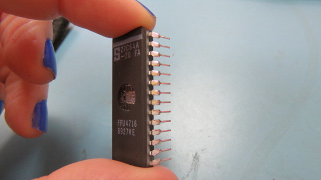 Signetics 27C64A-20FA Qty of 2 per Lot 64 bit CMOS EPROM 8K x 8