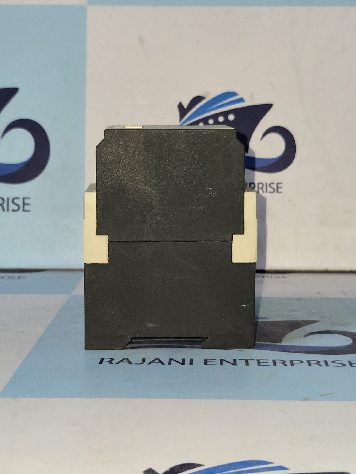 Entrelec Schiele Systron Power Supply Input 90-260VAC Output 24VDC 1A