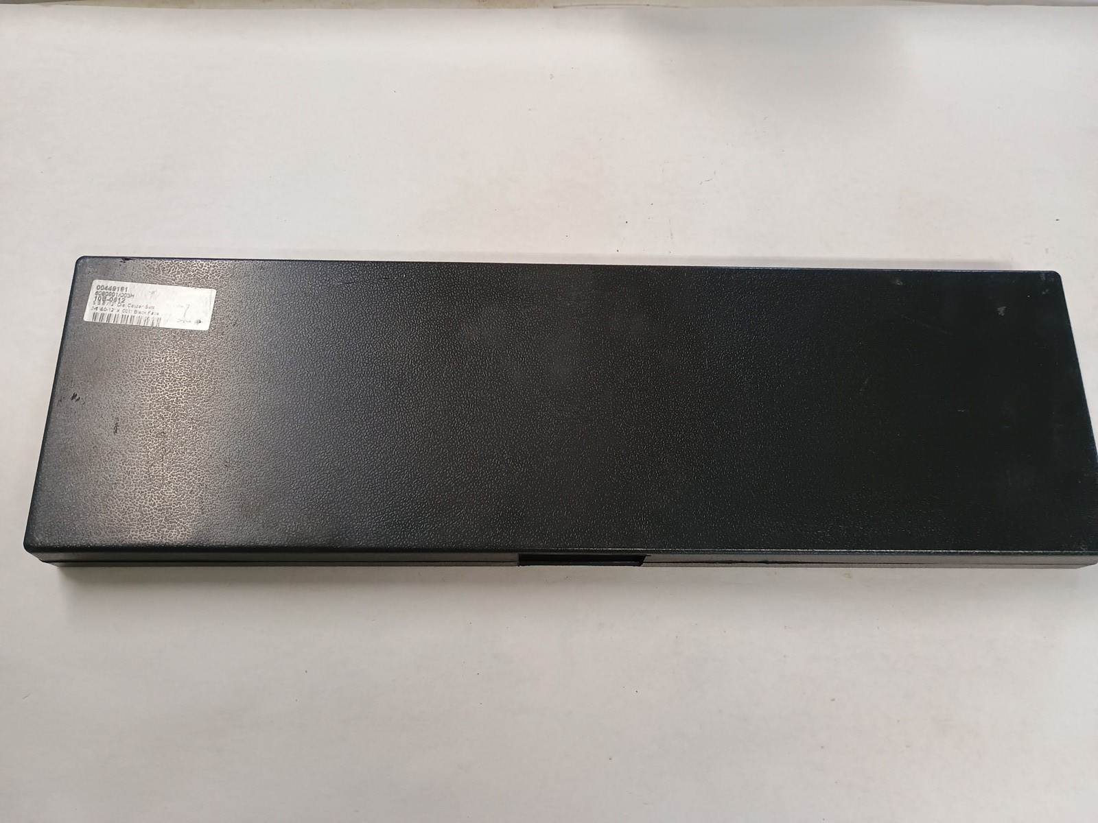 10B-0612 6″ & 12″ Black Face Calipers 0.001 Graduation