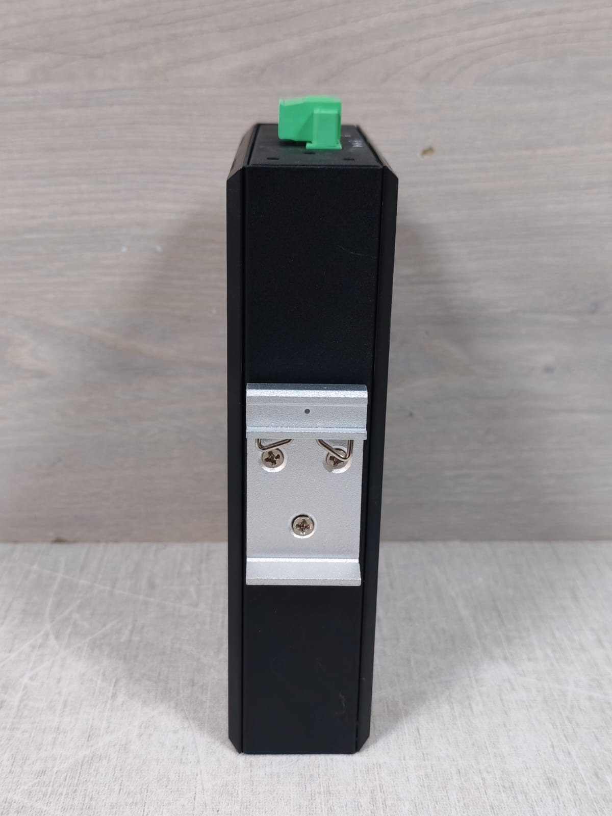 UOTEK UT-2604GSM-SC 4-Port 1000M Network Fiber Optical Transceiver
